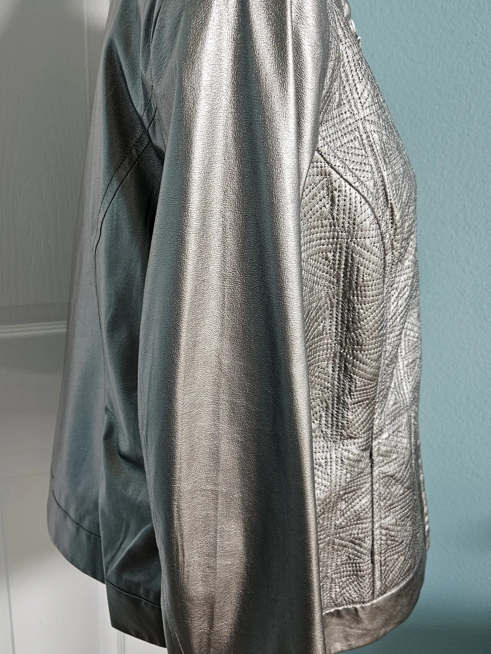 Metallic Silver Quilted Zip-Front Jacket - Picture 3 of 4